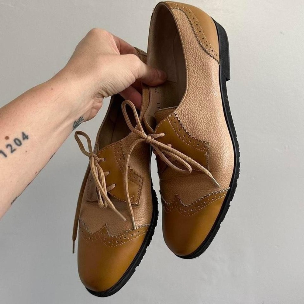 Salvatore Ferragamo Boutique vintage oxford shoes - Picture 2 of 8